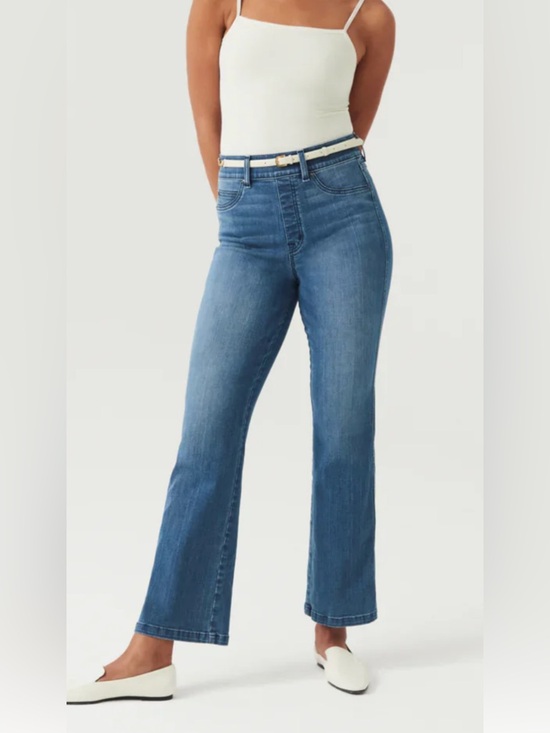 SPANX Denim - Spanx Denim Cropped Kick Flare Pant, vintage indigo, Medium
